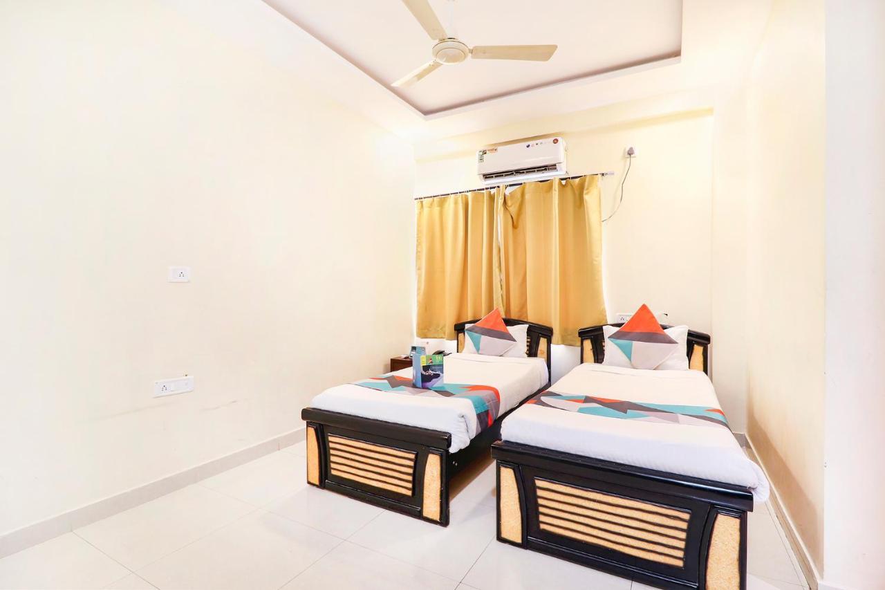Hotel Fabexpress Mid Town Hyderabad Exterior foto